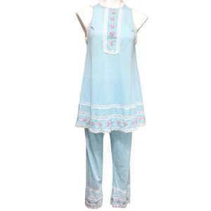 Gilead 2- Piece Pajama Set Vintage Light Blue Size Small